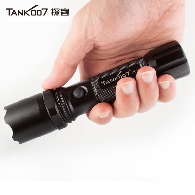 tank007新款UC19超遠(yuǎn)射大功率遠(yuǎn)程戶外狩獵執(zhí)勤，執(zhí)法，巡邏直充手電筒